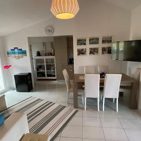 La Maison Di Ale Apartment